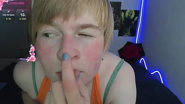 Cattie w  online show from 12-16-25, 01:10