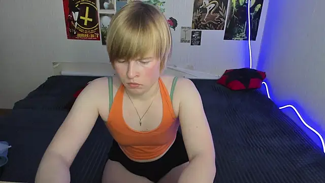 Cattie w  online show from 02-12-26, 01:11