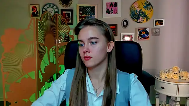 JuneWoods online show from 10-13-25, 06:24