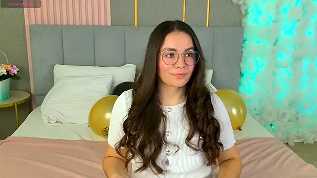 GabiBatista online show from 11-13-25, 05:17