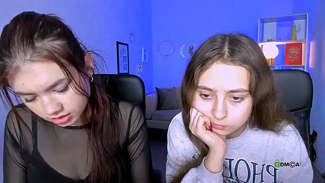 rebecca smile online show from 11-24-25, 01:33