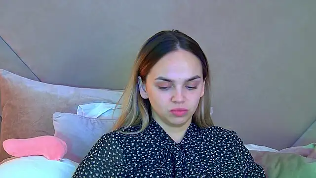 AnitaVenture online show from 10-11-25, 04:38