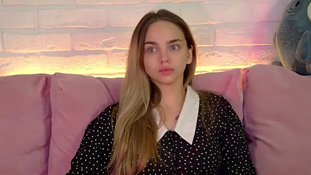 AnitaVenture online show from 10-16-25, 04:13