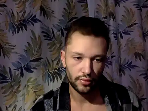 Snapshot of babykriss chatting on 10-03-25, 07:49 babykriss online show from 10-03-25, 07:49