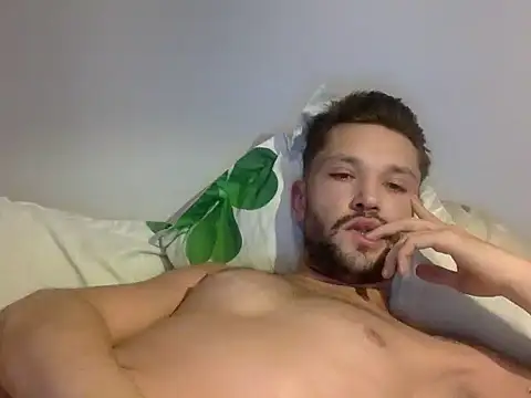 Snapshot of babykriss chatting on 10-03-25, 08:17 babykriss online show from 10-03-25, 08:17