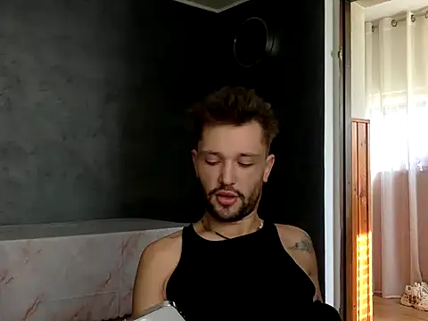 Snapshot of babykriss chatting on 10-05-25, 08:56 babykriss online show from 10-05-25, 08:56