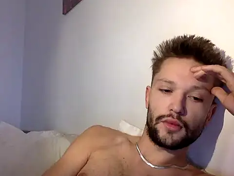 Snapshot of babykriss chatting on 10-15-25, 09:53 babykriss online show from 10-15-25, 09:53