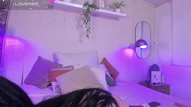 Violeta dh online show from 12-19-25, 12:34