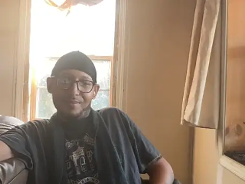 ThrowedWorldWide online show from 12-22-25, 04:48