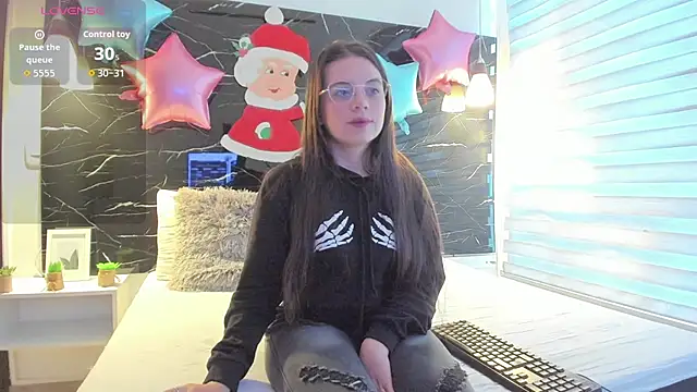 ZOE LE online show from 12-03-25, 11:41