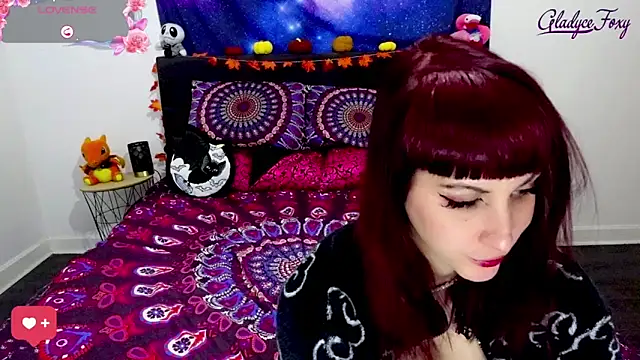 Snapshot of Gladyce_Foxy chatting on 12-05-25, 04:36 Gladyce Foxy online show from 12-05-25, 04:36