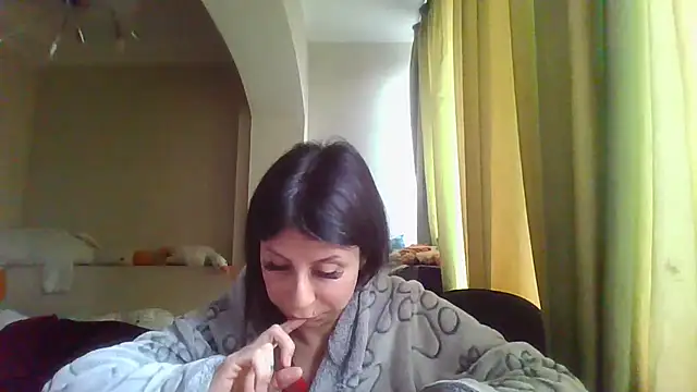 Snapshot of QueenMomyS chatting on 11-24-25, 09:42 QueenMomyS online show from 11-24-25, 09:42