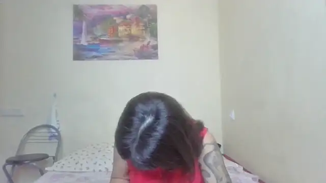 Snapshot of QueenMomyS chatting on 12-13-25, 10:59 QueenMomyS online show from 12-13-25, 10:59