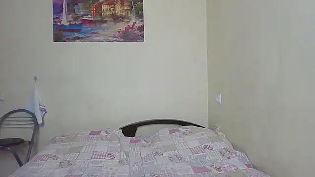 Snapshot of QueenMomyS chatting on 02-02-26, 07:12 QueenMomyS online show from 02-02-26, 07:12