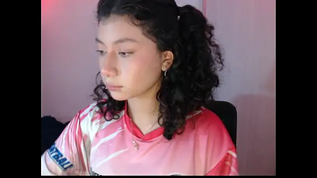 Ivonnybonn online show from 11-04-25, 06:12