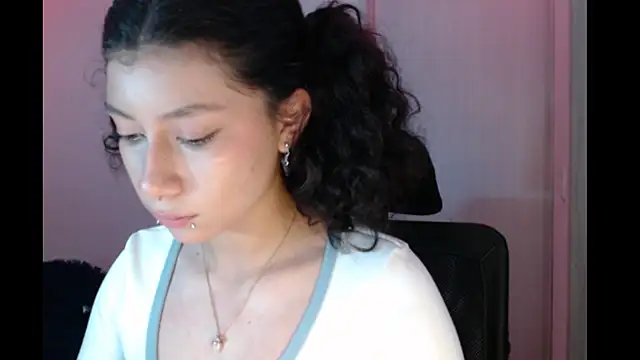 Ivonnybonn online show from 11-12-25, 05:52