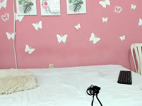 Snapshot of Alar_sophia chatting on 12-16-25, 06:13 Alar sophia online show from 12-16-25, 06:13