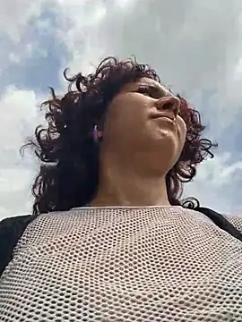  TOMOE online show from 12-18-25, 06:03