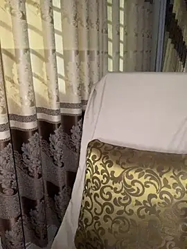 Lydia-a online show from 11-28-25, 02:53