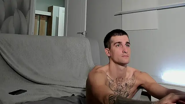 Snapshot of sweet_smith8 chatting on 10-25-25, 09:17 sweet smith8 online show from 10-25-25, 09:17