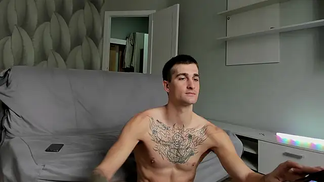 Snapshot of sweet_smith8 chatting on 10-27-25, 09:35 sweet smith8 online show from 10-27-25, 09:35