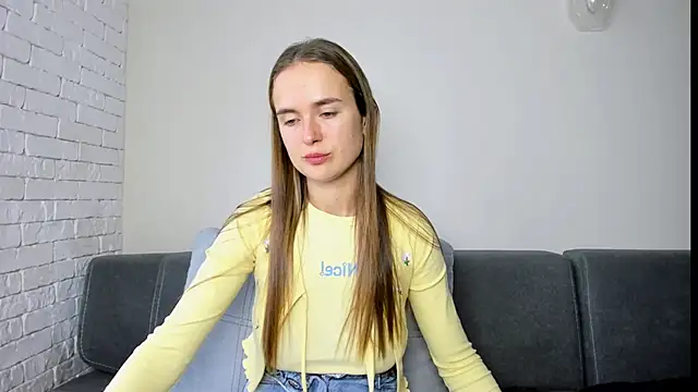 LilMary  online show from 11-18-25, 09:36