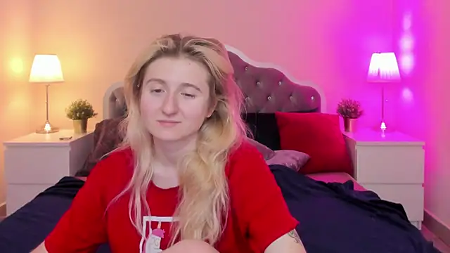 CamillaDreamer online show from 11-17-25, 10:15