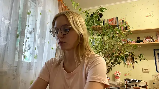xX Looola Xx online show from 10-10-25, 11:09
