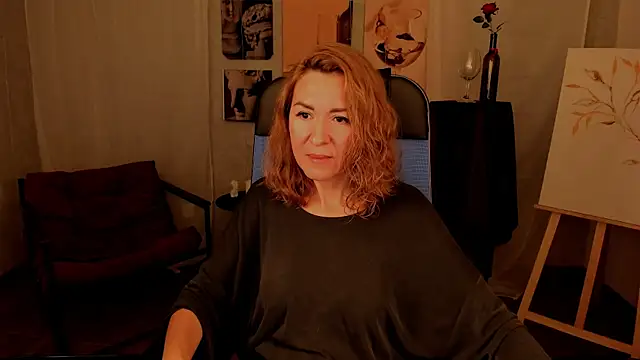Snapshot of DonnaSmitth chatting on 10-20-25, 03:34 DonnaSmitth online show from 10-20-25, 03:34