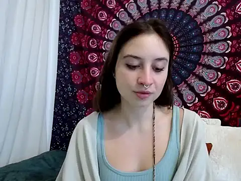 Snapshot of AdalynKiss chatting on 12-04-25, 07:17 AdalynKiss online show from 12-04-25, 07:17