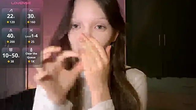 Snapshot of EmiIyKitty chatting on 02-17-26, 07:20 EmiIyKitty online show from 02-17-26, 07:20