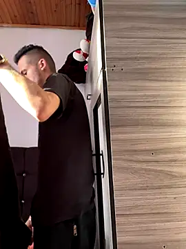 wiland hot23 online show from 11-17-25, 09:09