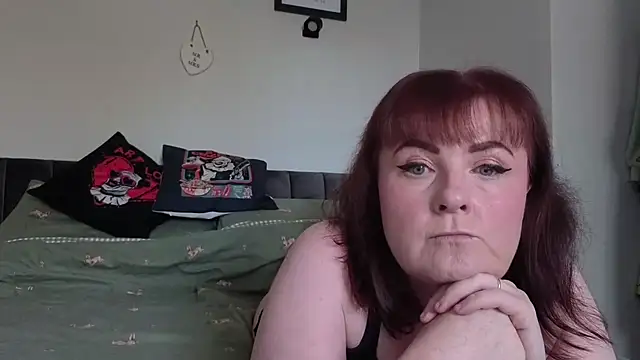 xJuicyLittlePrincessx online show from 10-23-25, 10:14