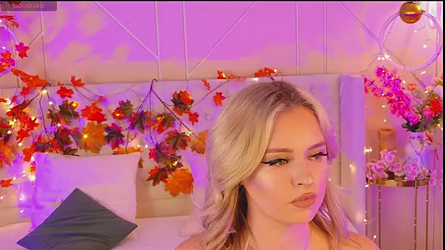 EllyLinn online show from 12-01-25, 04:34