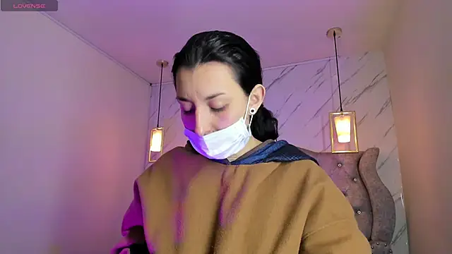 Iris  77 online show from 12-15-25, 06:45