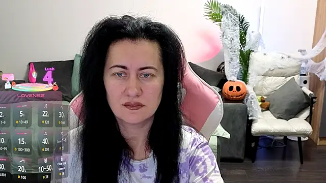 Snapshot of monnica_vibe_ chatting on 10-21-25, 09:43 monnica vibe  online show from 10-21-25, 09:43