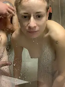 GoldenPussy1329 online show from 11-23-25, 10:04