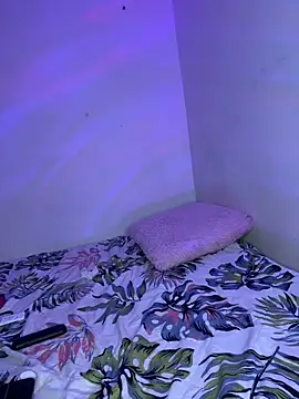 Snapshot of ScarletVyxen chatting on 10-23-25, 12:10 ScarletVyxen online show from 10-23-25, 12:10