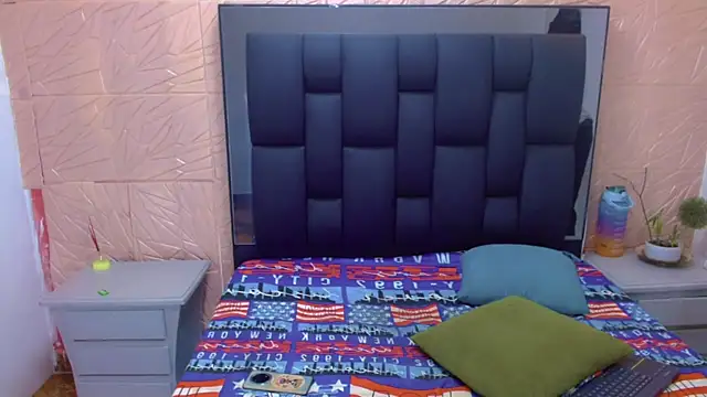 thaigo twink38 online show from 10-18-25, 04:59