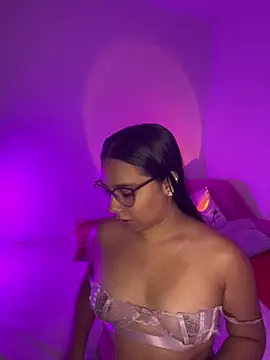 Snapshot of Sofi_Booty07 chatting on 10-26-25, 10:58 Sofi Booty07 online show from 10-26-25, 10:58