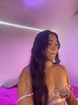 Snapshot of Sofi_Booty07 chatting on 11-05-25, 11:16 Sofi Booty07 online show from 11-05-25, 11:16