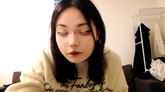 Beeping Creature online show from 10-07-25, 03:42