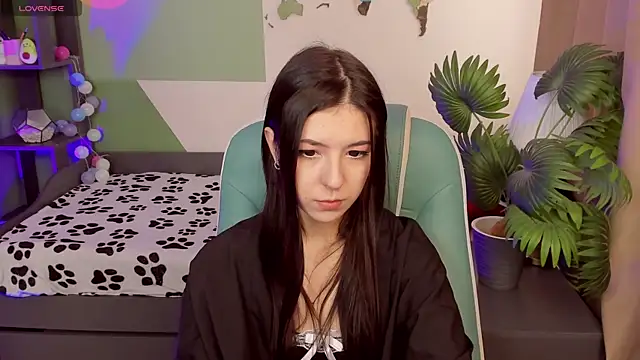 Azaliya Haze online show from 10-11-25, 10:25