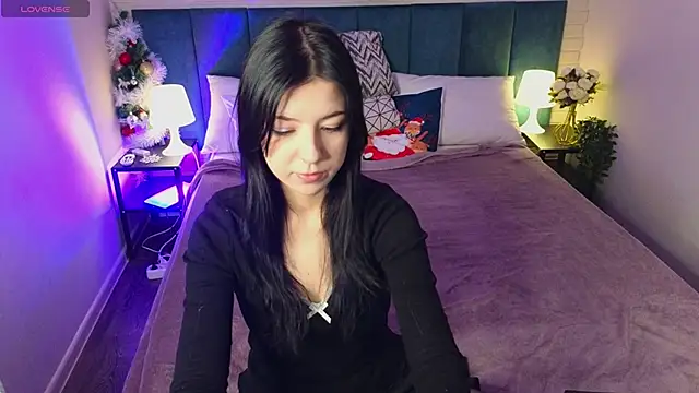 Snapshot of Azaliya_Haze chatting on 01-11-26, 05:34 Azaliya Haze online show from 01-11-26, 05:34