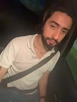 Snapshot of maximusdominus26 chatting on 11-04-25, 08:35 maximusdominus26 online show from 11-04-25, 08:35