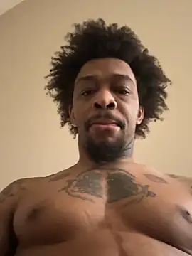 Snapshot of thefreakscomeoutatnight chatting on 10-24-25, 02:57 thefreakscomeoutatnight online show from 10-24-25, 02:57