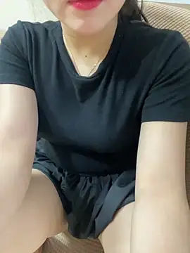 lee ly online show from 10-06-25, 02:03