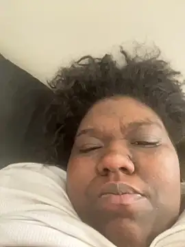 Snapshot of Angelslays chatting on 09-29-25, 01:49 Angelslays online show from 09-29-25, 01:49