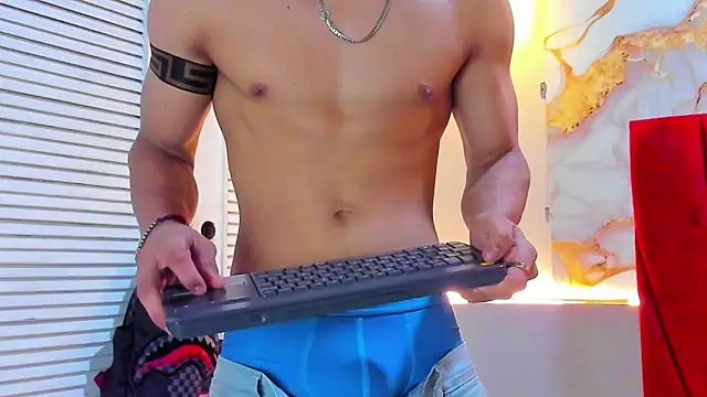 daniscot online show from 10-25-25, 04:09