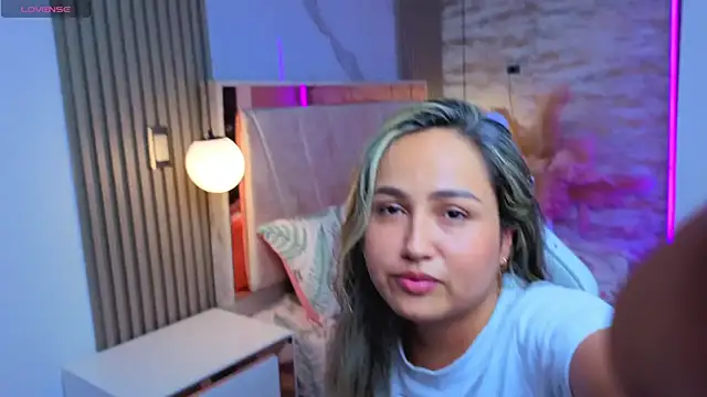 lila cute1 online show from 11-02-25, 10:39